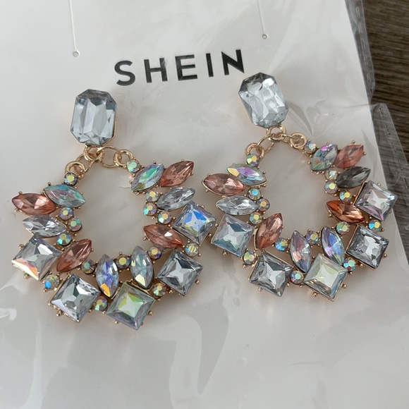 SHEIN EARRINGS - Picture 3 of 3